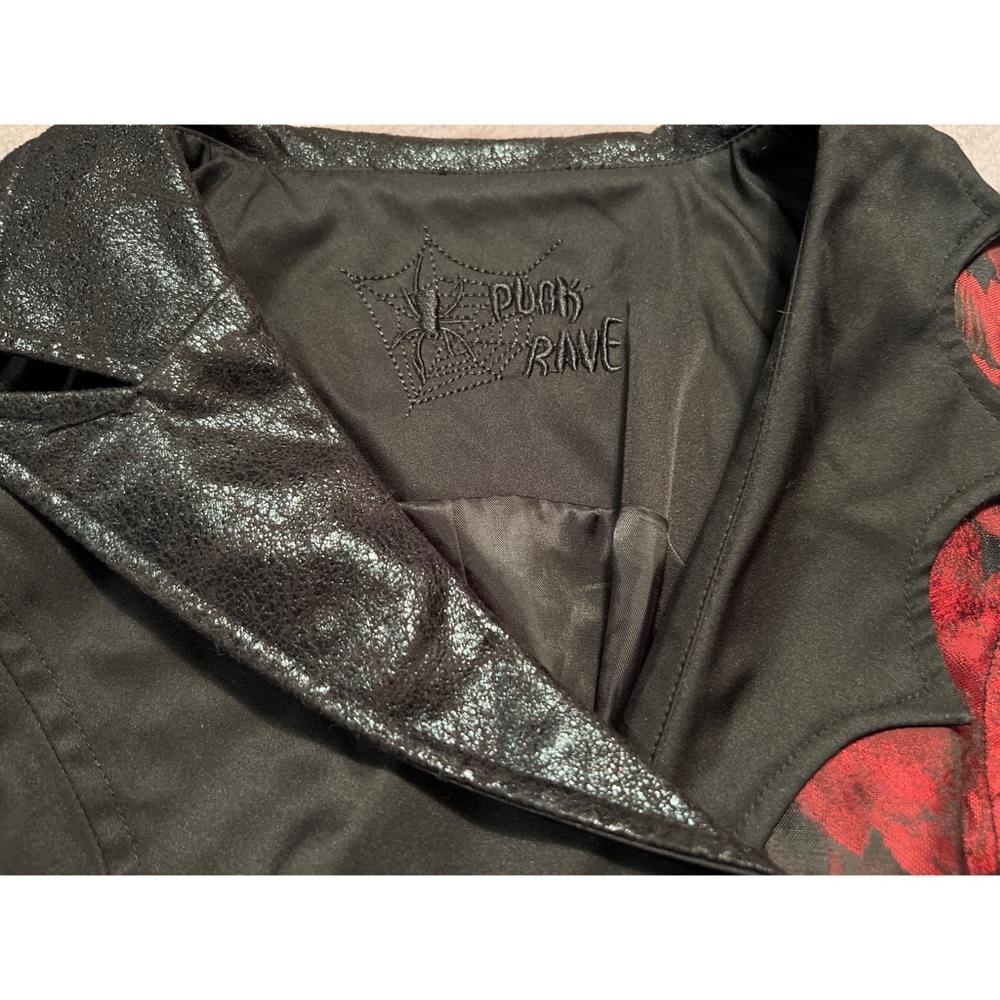 SOLD - Picture 3 of 5